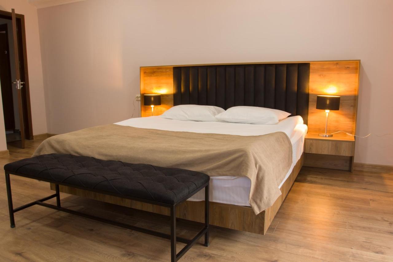 Lileo Inn Hotel Mestia Bagian luar foto